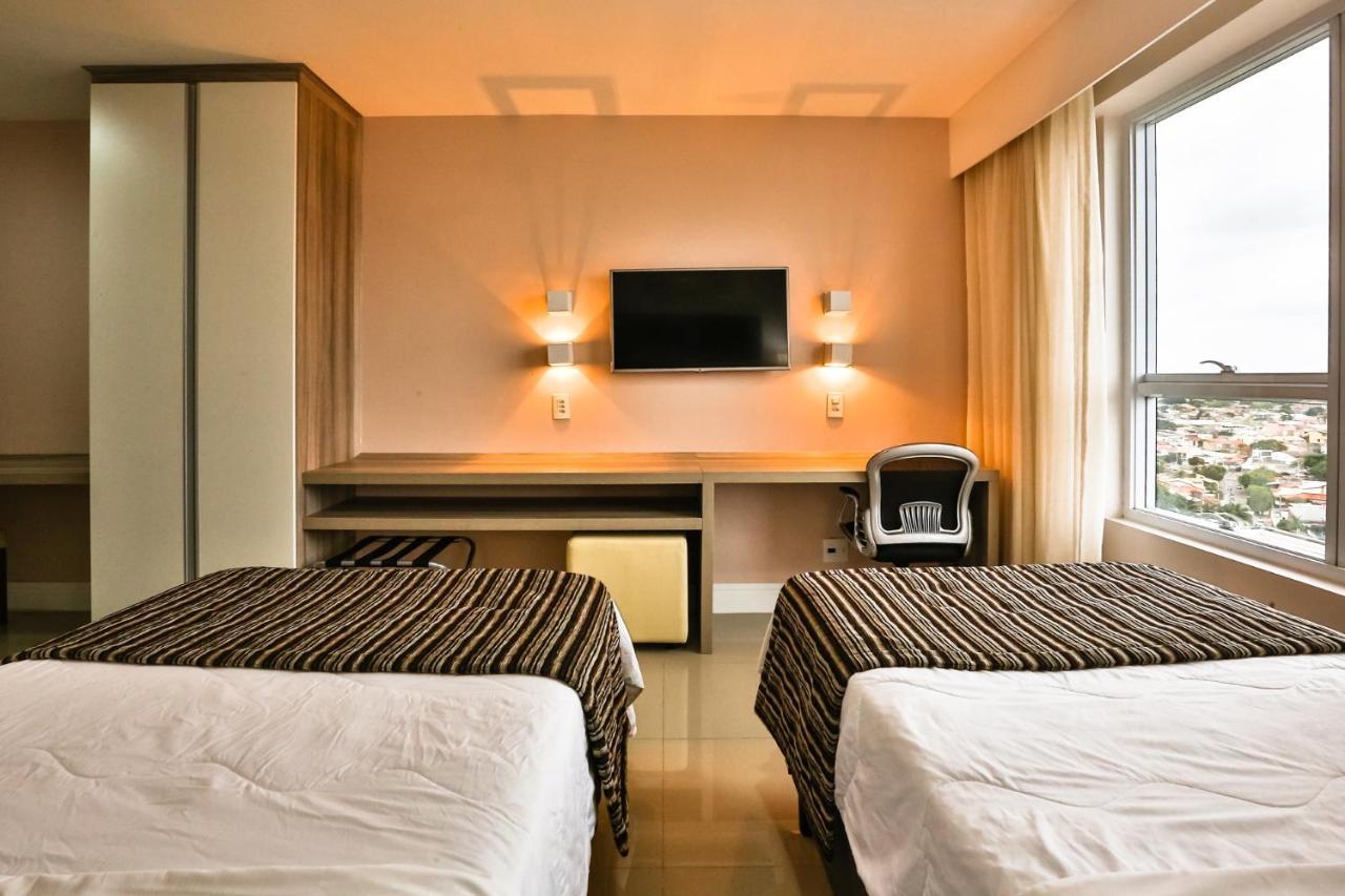 Ramada Hotel&Suites Campos Pelinca Campos dos Goytacazes Exterior foto